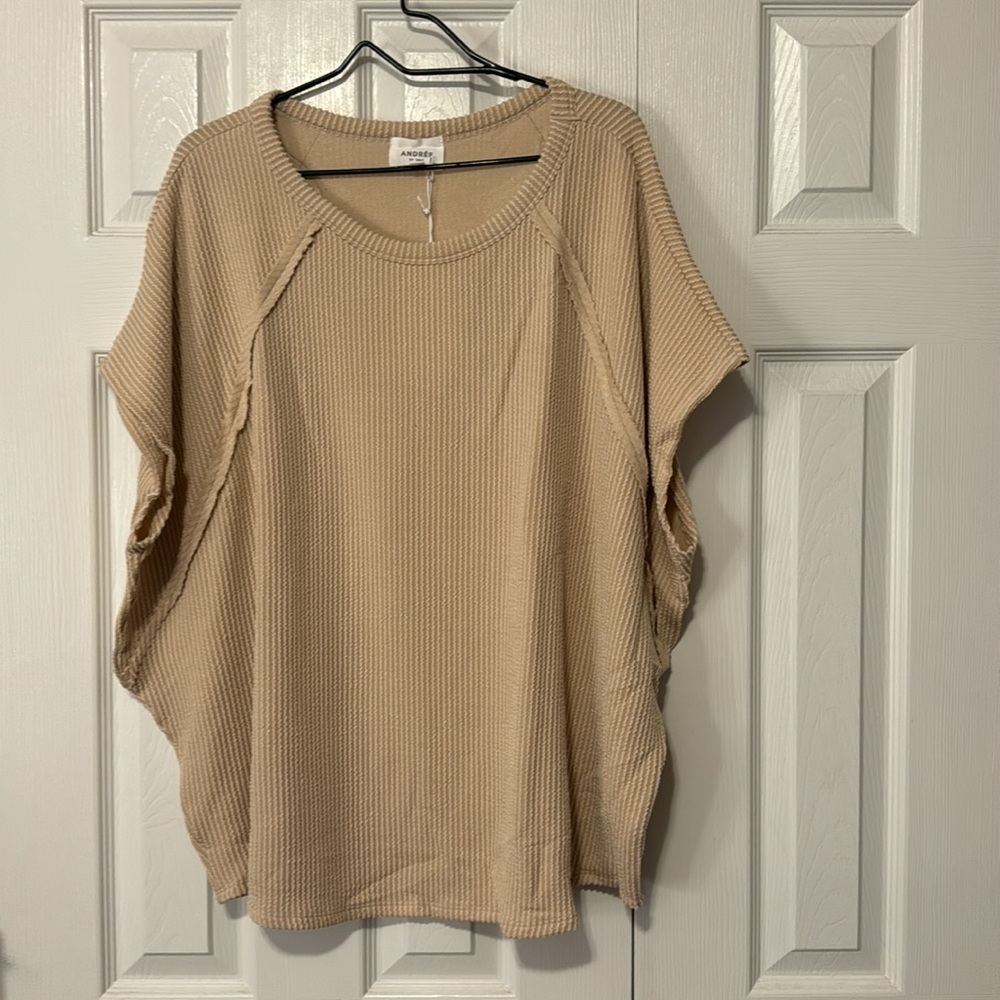 ANDREE BY UNIT Beige Knit Short-Sleeve Pullover